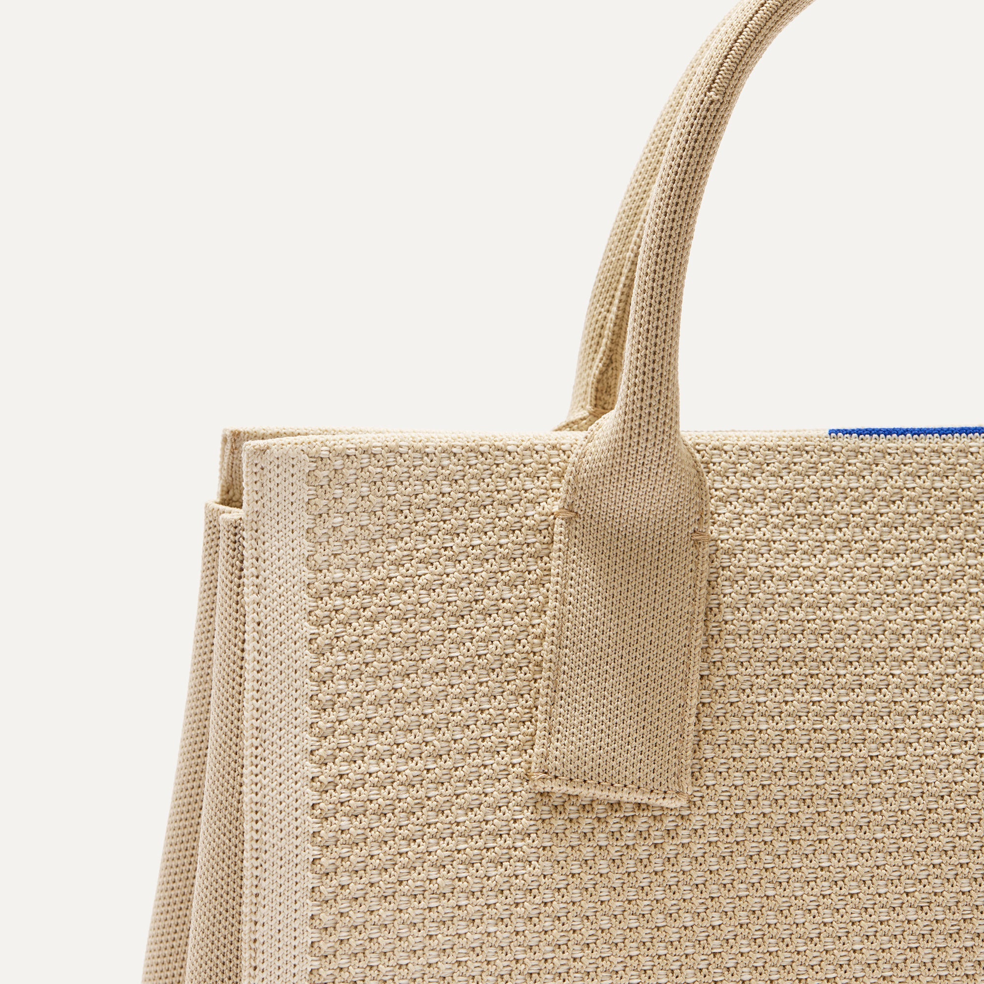 The Classic Handbag - Soft Sesame
