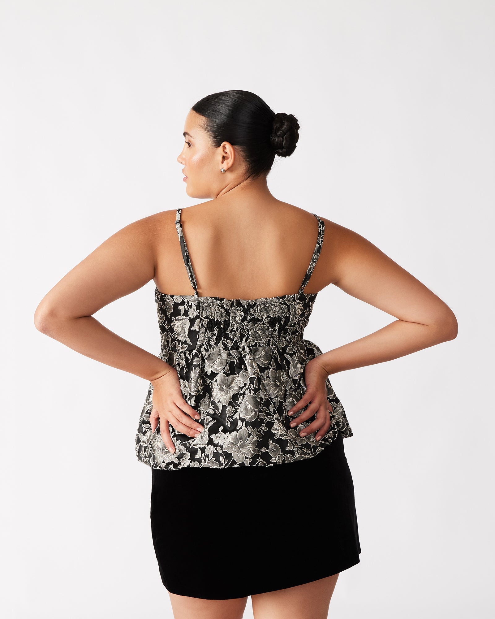 BODI TOP BLACK MULTI
