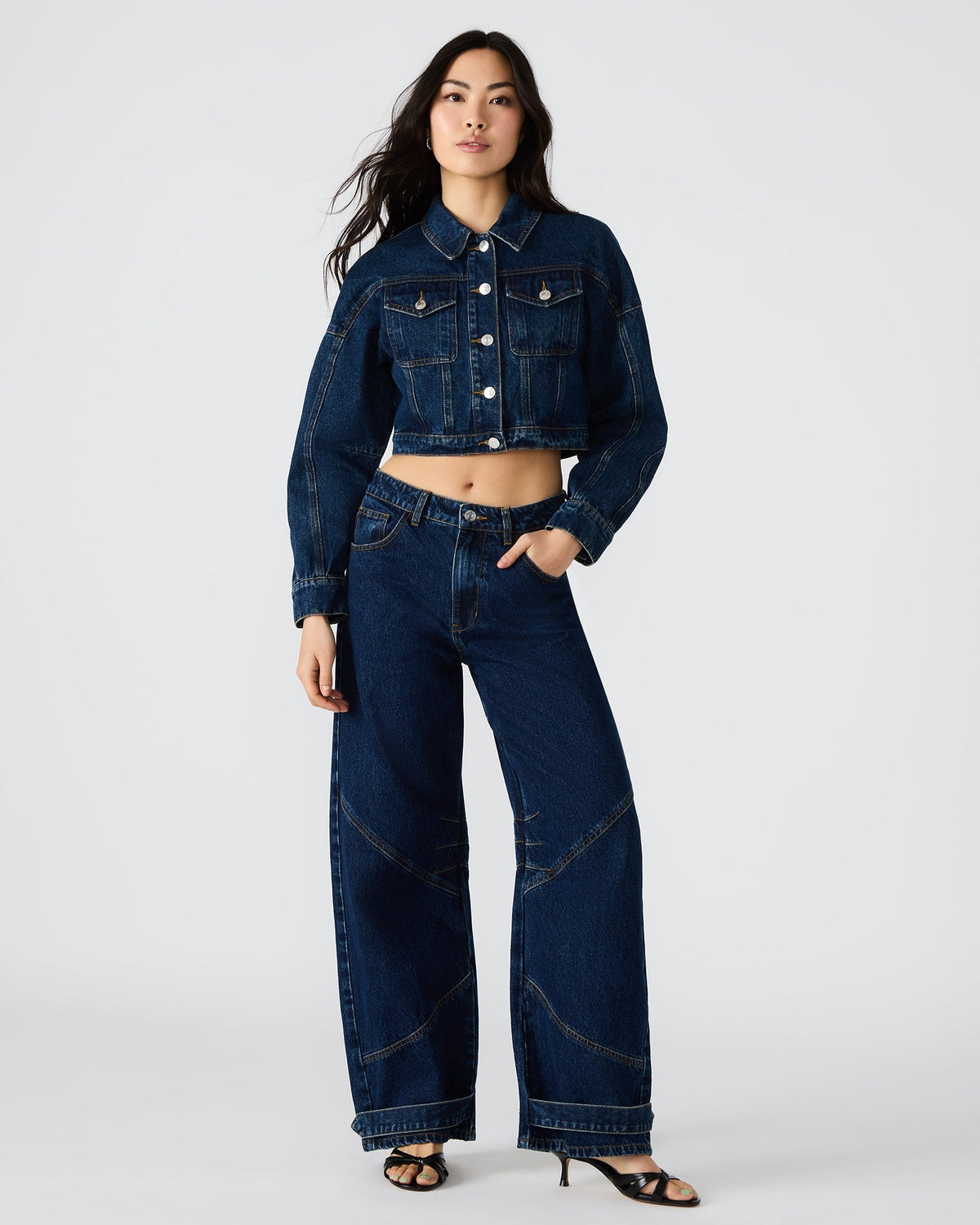 TRE DARK WASH JEAN