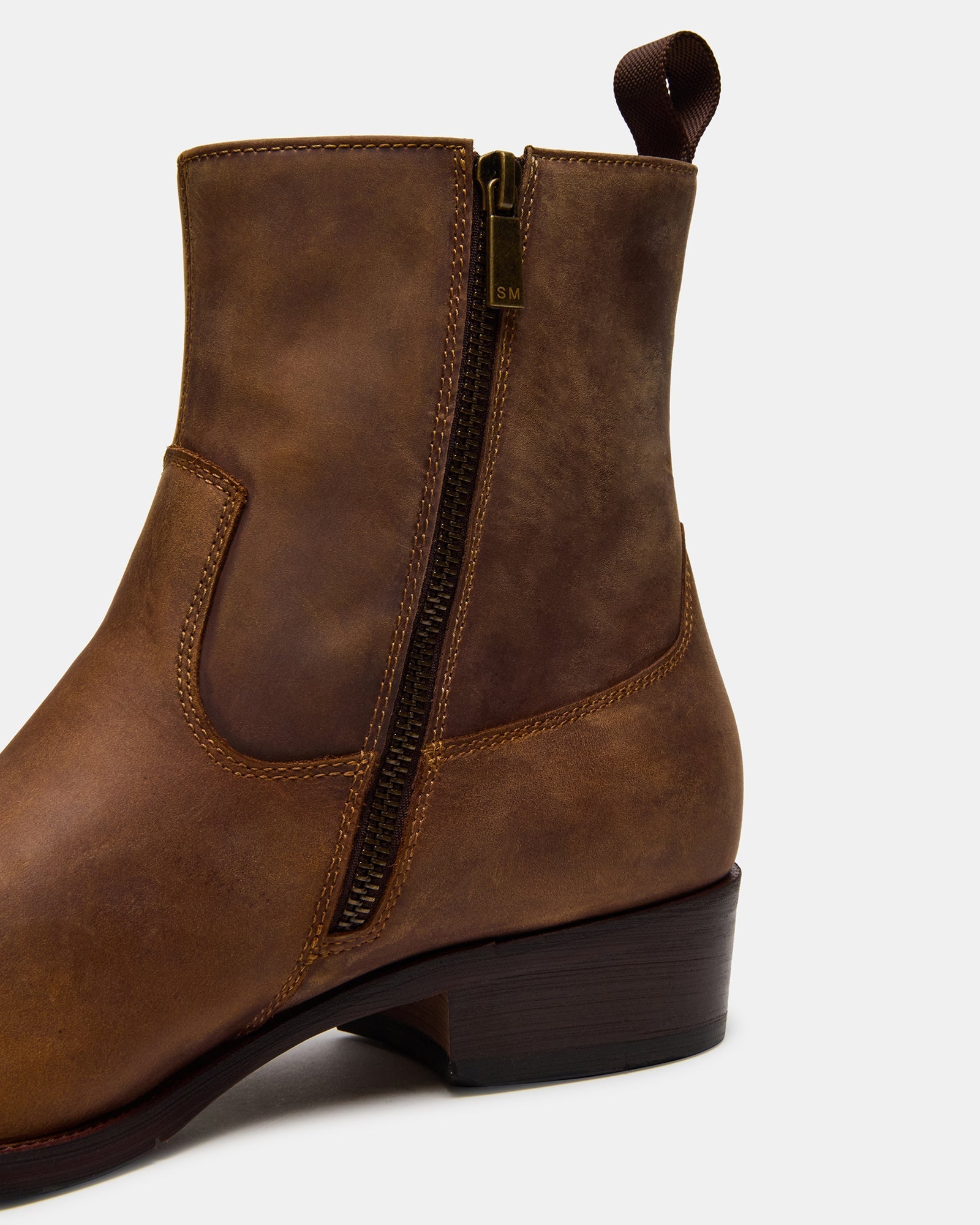 HENDRIK TAN LEATHER